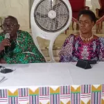 litterature-dedicace-de-l-oeuvre-l-ecrivain-ivoirien-andre-aby-say-presente-le-theatre-des-paradoxes