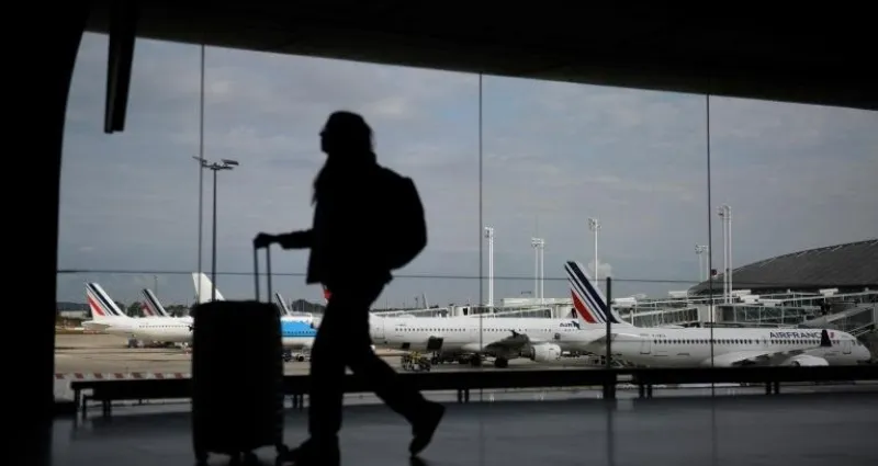 trafic-aerien-les-syndicats-des-controleurs-aeriens-suspendent-provisoirement-leur-mot-d-ordre-de-greve