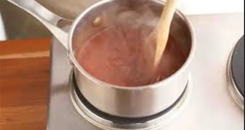 cuisine-quatre-astuces-pour-epaissir-une-sauce