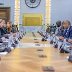 cooperation-cote-d-ivoire-usa-patrick-achi-echange-avec-une-delegation-de-l-usaid