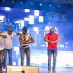 concert-de-fior-2-bior-le-groupe-magic-system-invite-le-public-a-soutenir-l-artiste