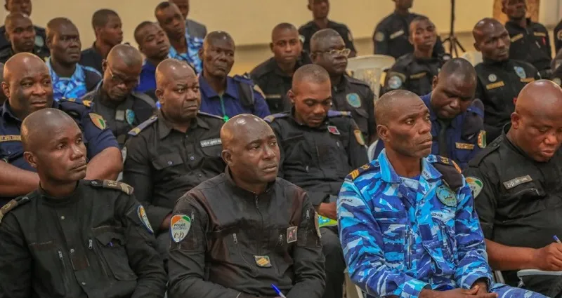 koumassi-un-atelier-de-formation-organise-pour-le-renforcement-des-capacites-de-la-police-municipale
