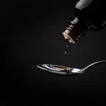 gambie-apres-la-mort-de-66-enfants-la-police-ouvre-une-enquete-sur-des-sirops-contre-la-toux