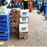 covid-19-les-populations-de-tiassale-recoivent-des-kits-sanitaires-et-des-dispositifs-d-hygiene