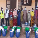 covid-19-des-kits-sanitaires-et-des-dispositifs-d-hygiene-distribues-aux-populations-de-katiali