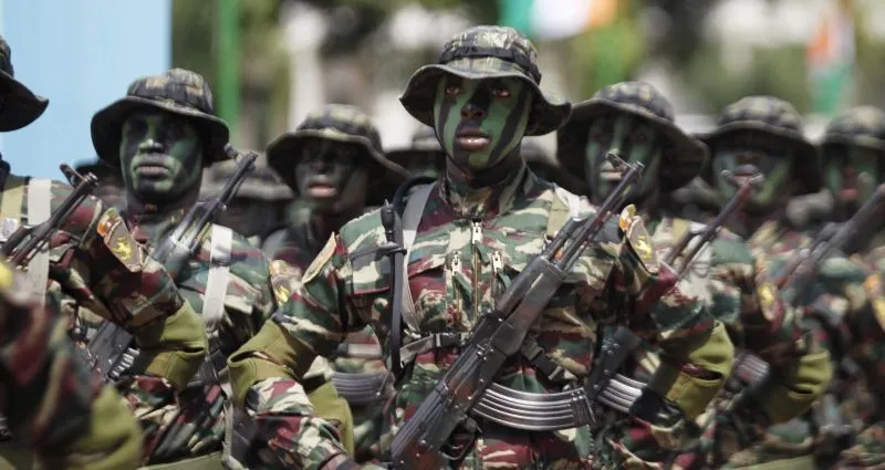 affaire-46-soldats-ivoiriens-ouattara-ignore-les-interpellations-des-ivoiriens-fusillade-autour-d-un-fumoir