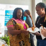 consommation-des-produits-locaux-une-degustation-gratuite-de-produits-fait-a-bases-de-cereales-locales-organisee