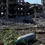 guerre-en-ukraine-tout-savoir-sur-la-bombe-sale-que-les-russes-et-ukrainiens-risquent-d-utiliser