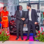 cote-d-ivoire-le-ministre-des-transports-salue-l-avenement-du-premier-vehicule-electrique