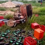 bingerville-un-tricycle-transportant-de-la-biere-fait-une-sortie-de-route-un-mort