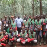 filiere-hevea-1500-jeunes-formes-au-metier-de-saigneur