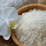 astuces-beaute-gommage-au-sel-un-soin-exfoliant-naturel-pour-la-peau