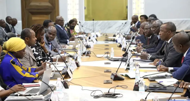 cote-d-ivoire-le-gouvernement-va-accelerer-l-acces-aux-soins-dans-le-cadre-de-la-cmu
