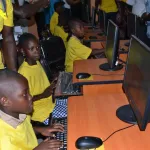 cote-d-ivoire-une-salle-multimedia-offerte-a-la-mairie-d-assinie