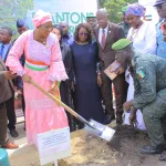 la-celebration-des-50-ans-de-cooperationcote-d-ivoire-emirats-arabes-unis-marquee-par-un-planting-d-arbres-a-abobo