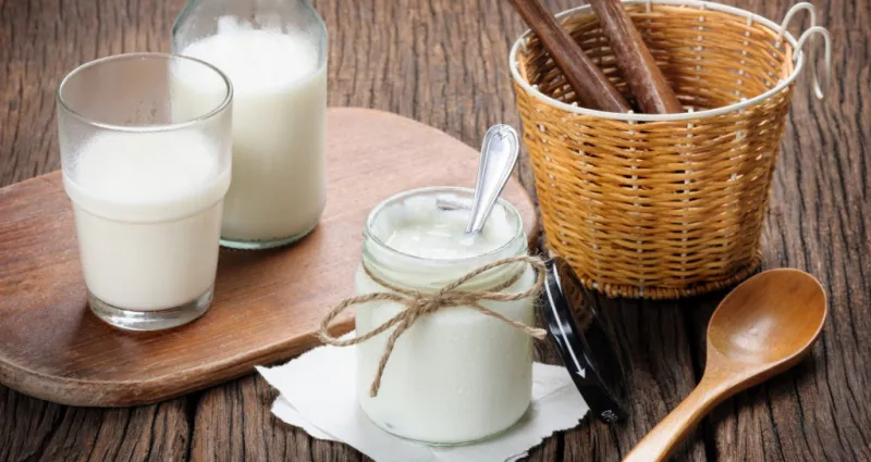astuces-cuisine-reussir-ses-yaourts-maison
