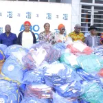 abobo-or-education-kandia-camara-offre-a-nouveau-1500-kits-scolaires-aux-eleves