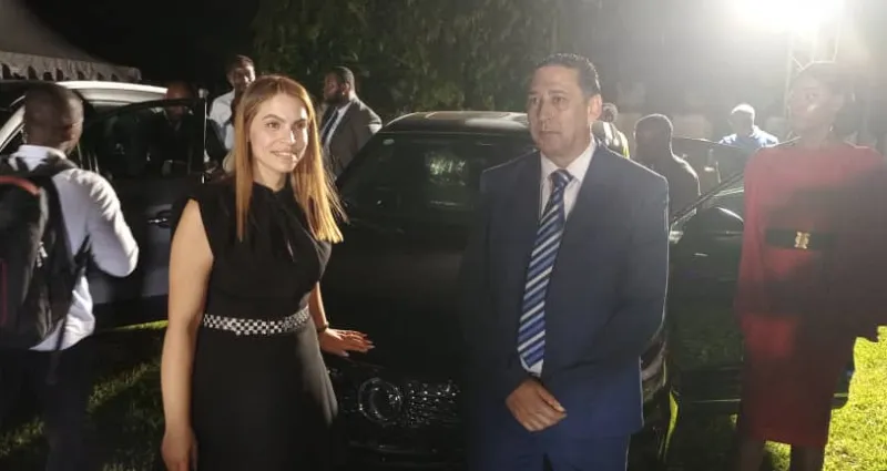 automobile-un-concessionnaire-devoile-sa-nouvelle-marque-de-voiture