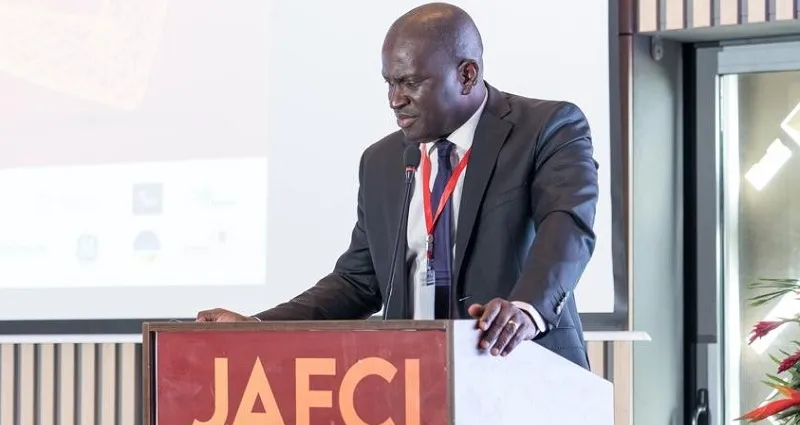 sante-cardiovasculaire-les-cardiologues-francophones-en-reflexion-a-abidjan