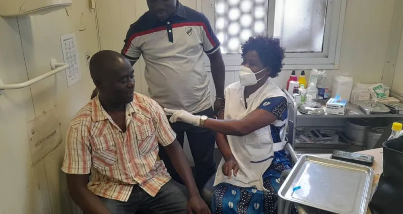 cote-d-ivoire-vaste-campagne-de-vaccination-des-employes-d-une-entreprise-de-salubrite-d-autres-actions-en-vue