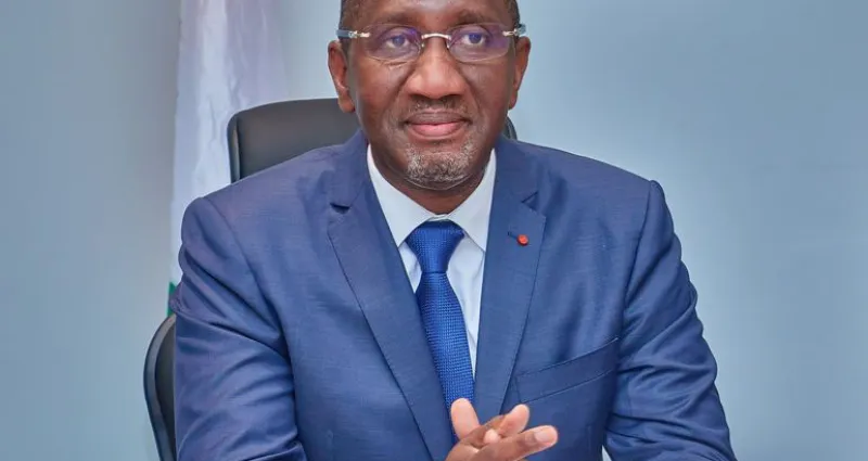 affaire-bouillons-perimes-sur-le-marche-le-minstre-souleymane-diarrassouba-apporte-un-dementi-formel