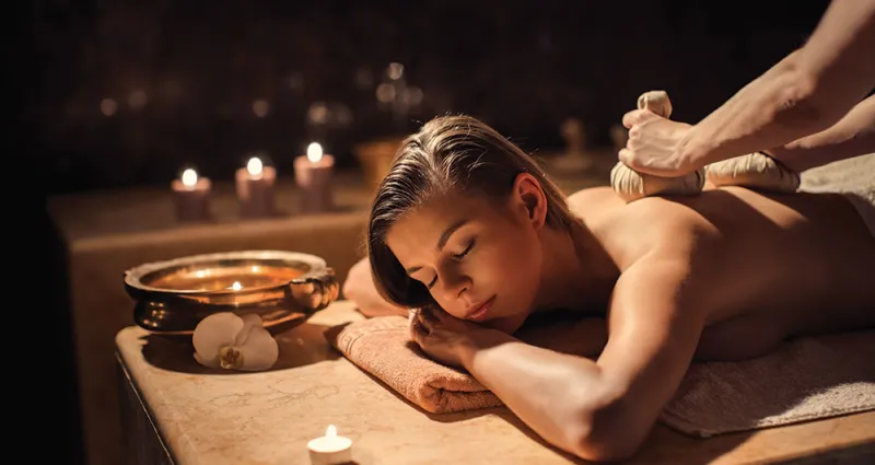 astuces-beaute-4-astuces-pour-etre-au-top-le-soir-des-fetes