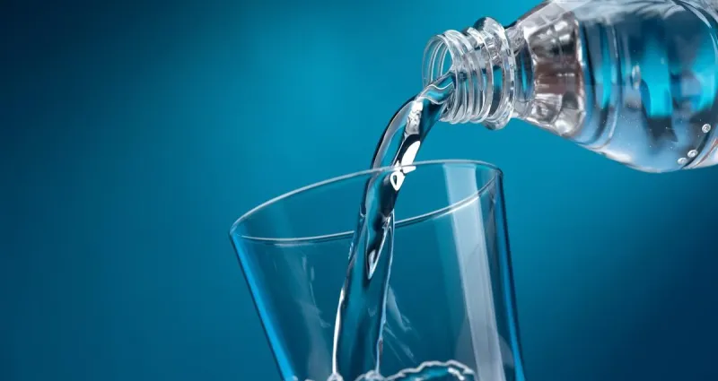 les-bienfaits-de-l-eau-boire-de-l-eau-le-secret-pour-etre-bien-dans-sa-peau
