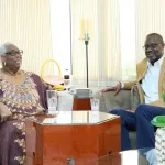 cocody-tidjane-thiam-rend-visite-a-mme-marie-therese-houphouet-boigny