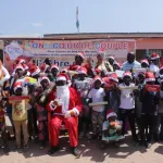 celebration-de-la-noel-a-kato-l-ong-coeur-de-couple-comble-plus-de-1500-enfants-du-village
