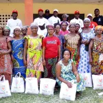 diabo-l-ong-maison-de-la-charite-comble-les-veuves-de-nombreux-kits-alimentraires-distribues