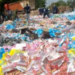 lutte-contre-la-contrebande-plus-de-15-tonnes-de-marchandises-saisies-et-incinerees-a-ouangolodougou