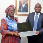 cote-d-ivoire-les-laureats-du-concours-de-meilleur-logo-de-la-reconciliation-nationale-recompenses