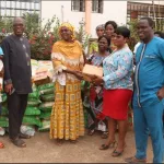 solidarite-fete-de-fin-d-annee-des-kits-alimentaires-offerts-aux-femmes-vulnerables-de-gagnoa