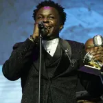 afrima-2023-didi-b-et-josey-remportent-un-trophee-a-dakar