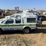 des-hommes-armes-tuent-8-personnes-lors-d-un-anniversaire-en-afrique-du-sud