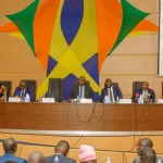 rencontre-gouvernement-jeunesse-des-ministres-a-l-ecoute-des-jeunes-du-secteur-informel