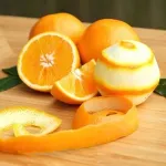 ne-les-jetez-plus-3-idees-de-recyclage-pour-vos-pelures-d-oranges