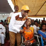 4e-edition-de-la-ronde-du-social-le-ministre-adama-kamara-aux-secours-des-populations-vulnerables-de-guiberoua