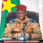 burkina-le-capitaine-ibrahim-traore-affiche-sa-determination-a-vaincre-le-terrorisme