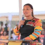 mission-d-assistance-dans-l-est-du-pays-belmonde-dogo-aux-cotes-des-familles-endeuillees