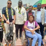 ceremonie-de-don-ong-belgo-ivoire-sante-a-donne-le-sourire-a-plus-d-une-centaine-de-personnes-handicapees