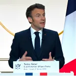 emmanuel-macron-preconise-l-humilite-et-une-reduction-notable-de-la-presence-militaire-en-afrique