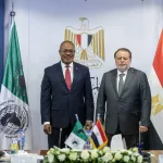 economie-rencontre-entre-la-banque-africaine-de-developpement-et-la-direction-de-la-banque-centrale-d-egypte