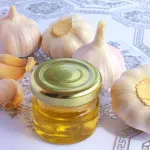 ail-et-pousse-des-cheveux-3-recettes-pour-bien-l-utiliser