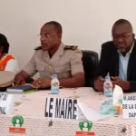 cote-d-ivoire-le-prefet-de-sinfra-attire-l-attention-des-elus-locaux-sur-la-qualite-des-ouvrages-realises