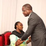 deces-de-abdoulaye-diallo-ahmed-cisse-et-une-delegation-de-la-cgeci-aux-cotes-de-la-famille-eploree