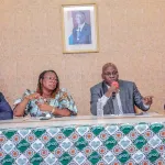 traversee-a-la-pinasse-a-koumassi-apres-les-incidents-et-le-deces-d-un-individu-la-mairie-met-de-l-ordre