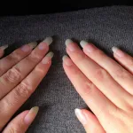 manucure-un-bain-pour-des-ongles-plus-longs-et-plus-forts