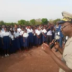 minignan-les-autorites-prefectorales-sensibilisent-contre-les-grossesses-precoces-en-milieu-scolaire