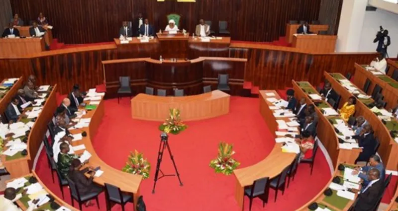 les-deputes-de-retour-en-classe-un-dealer-abattu-a-yopougon